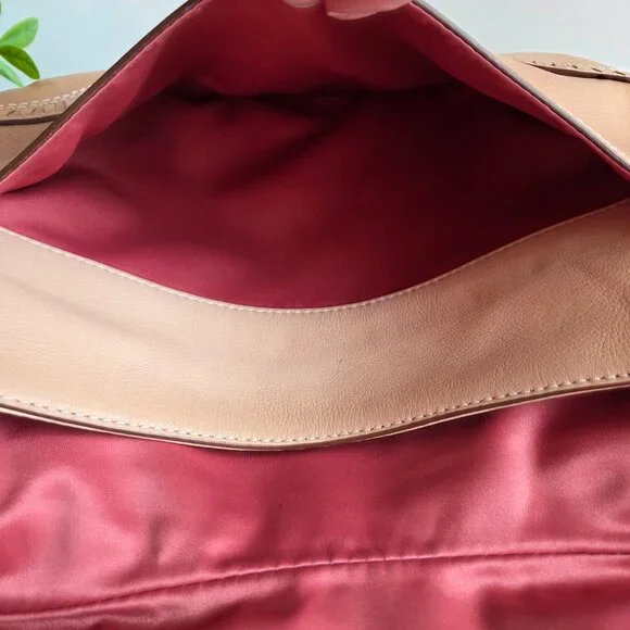 EUC Coach Poppy Whipstitched Hobo (#19004) in Natural Vachetta Leather - Picture 10 of 16